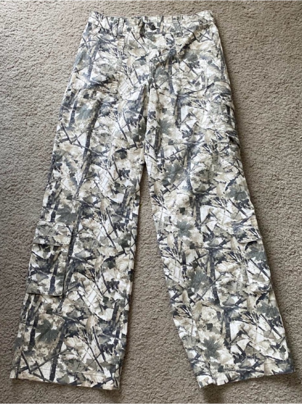Wild Fable Women's Neutral Camouflage Cargo Pants- NWOT - small
